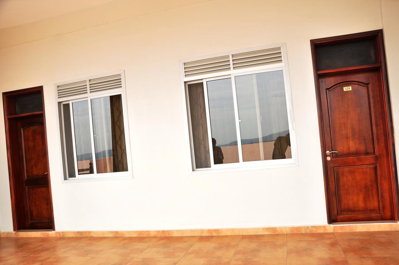 Easy View Hotel Mbarara Extérieur photo