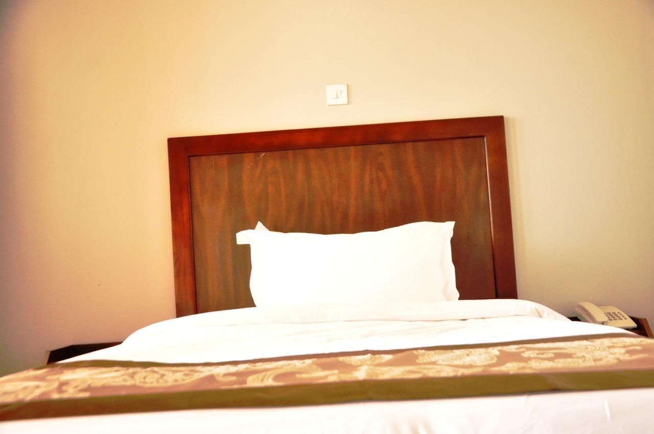 Easy View Hotel Mbarara Extérieur photo