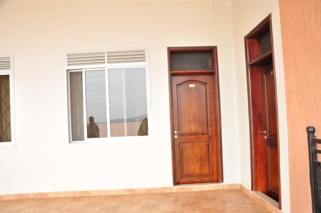 Easy View Hotel Mbarara Extérieur photo