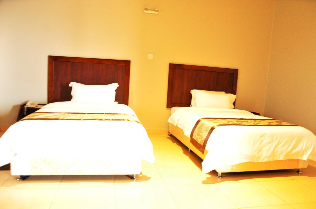 Easy View Hotel Mbarara Extérieur photo